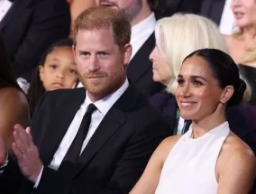 梅根·马克尔(Meghan Markle)和哈里王子(Prince Harry)发现自己被冷落了，因为王室的焦点发生了重大转移